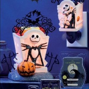 Scensty warmers !! Oh yeah link in comments